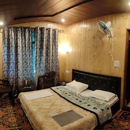 Dream River Resort Pahalgām Buitenkant foto