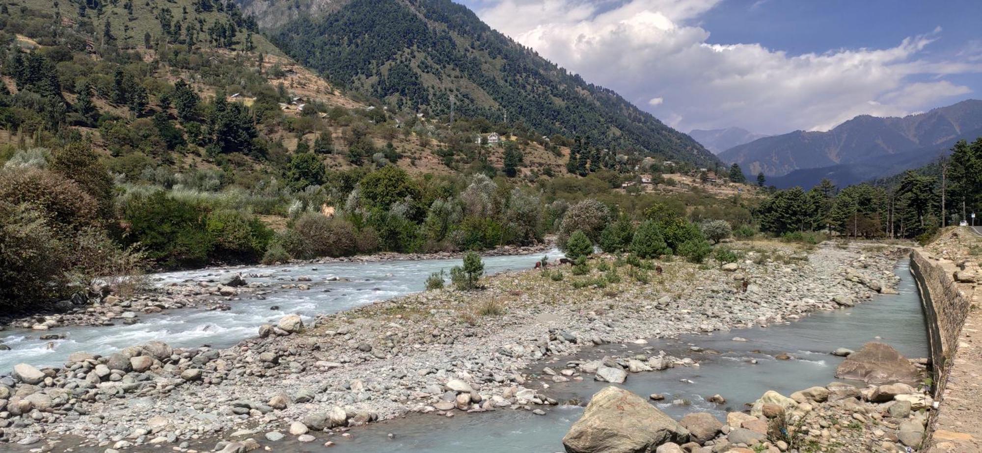 Dream River Resort Pahalgām Buitenkant foto