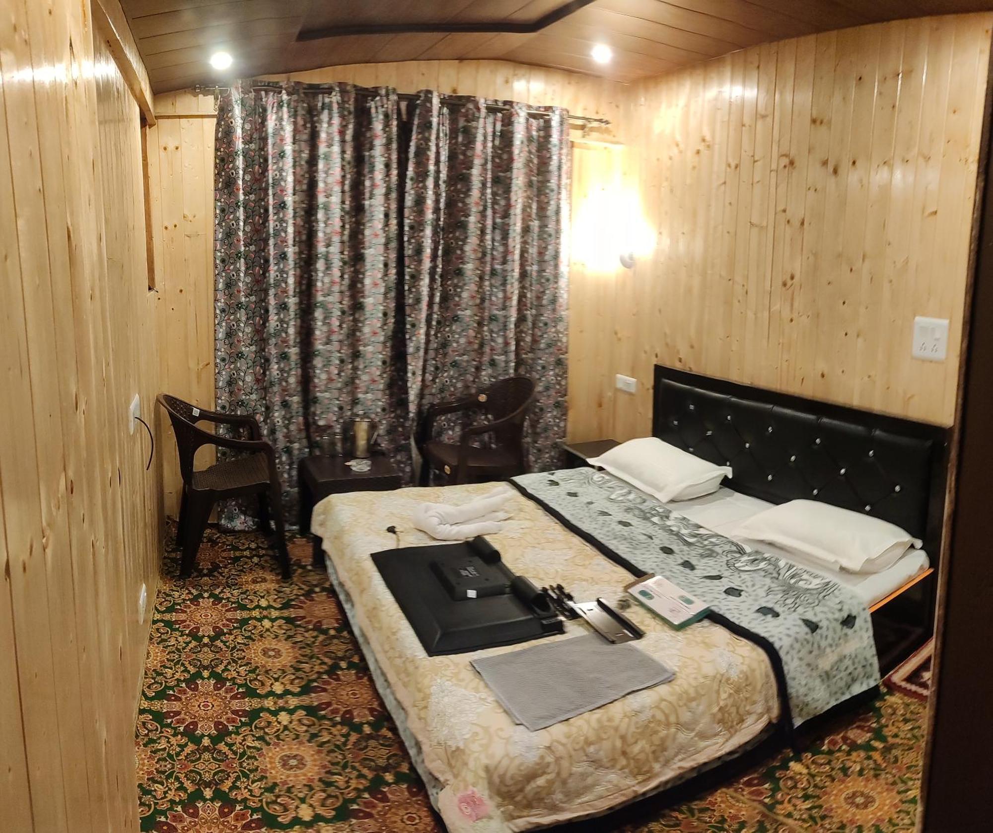Dream River Resort Pahalgām Buitenkant foto